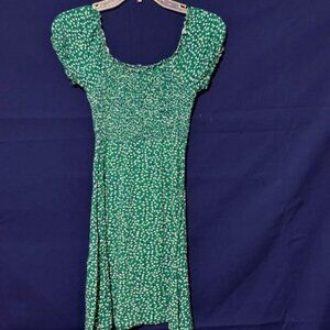 Alya Green Dress, Size S